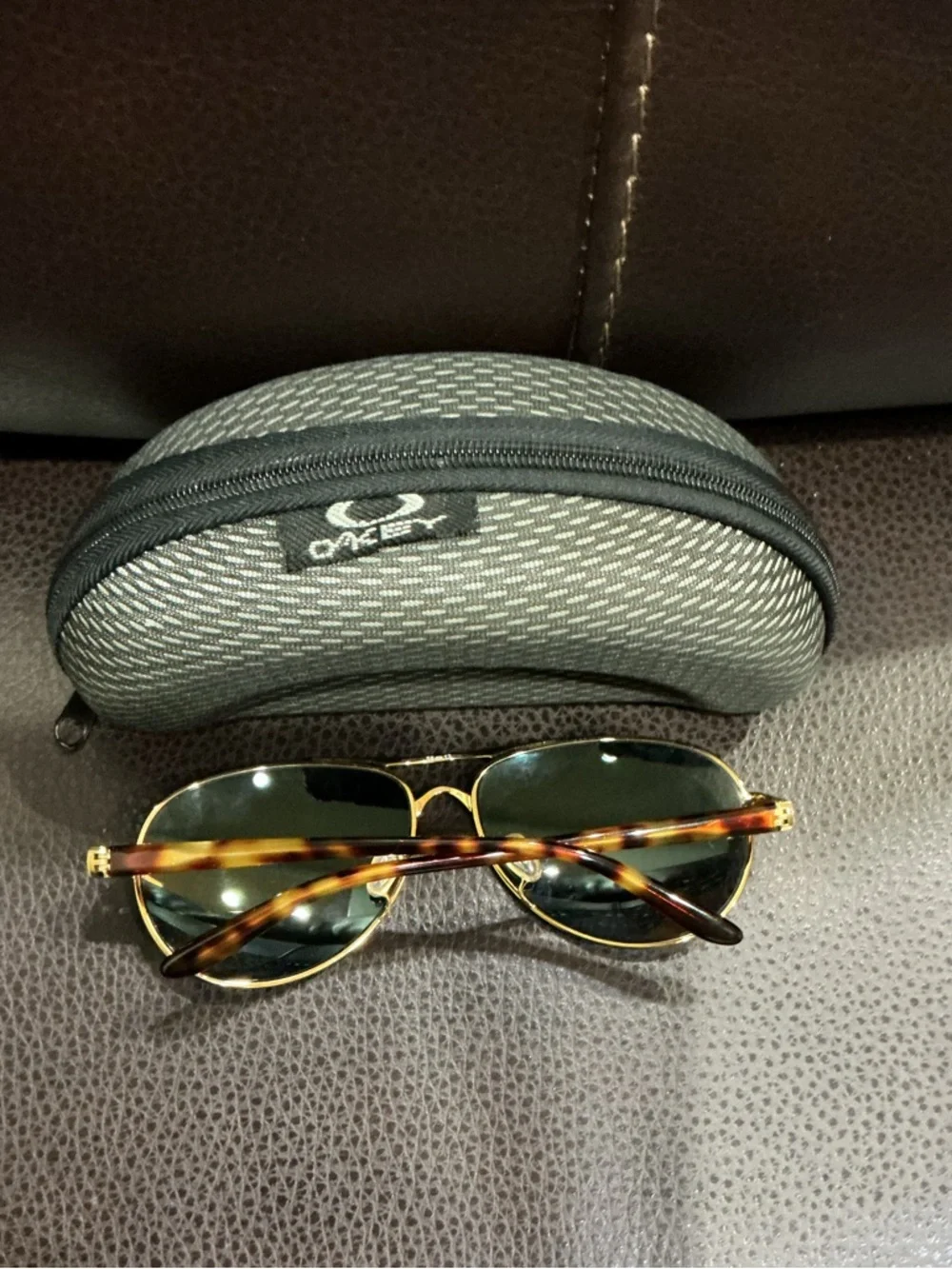 Oakley FALLBROOK OO4079 Gold Aviator Sunglasses with Green Mirrored Lenses